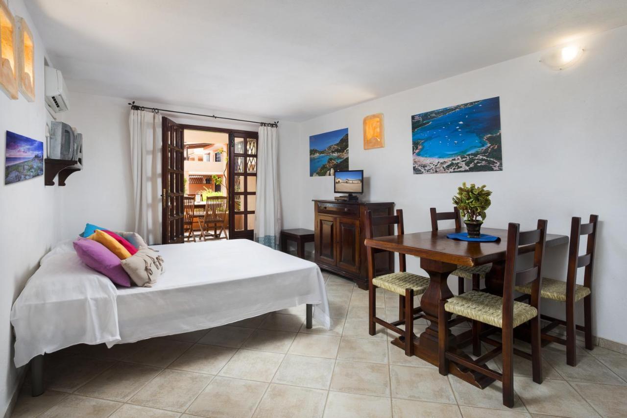 Aparthotel Bougainvillae 2*